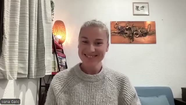 Ivana sharing her coaching testimonial on video
